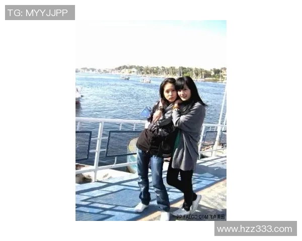 足球明星为何频频与模特牵手揭秘背后的爱情与事业关系 足球明星为何频频与模特牵手揭秘背后的爱情与事业关系